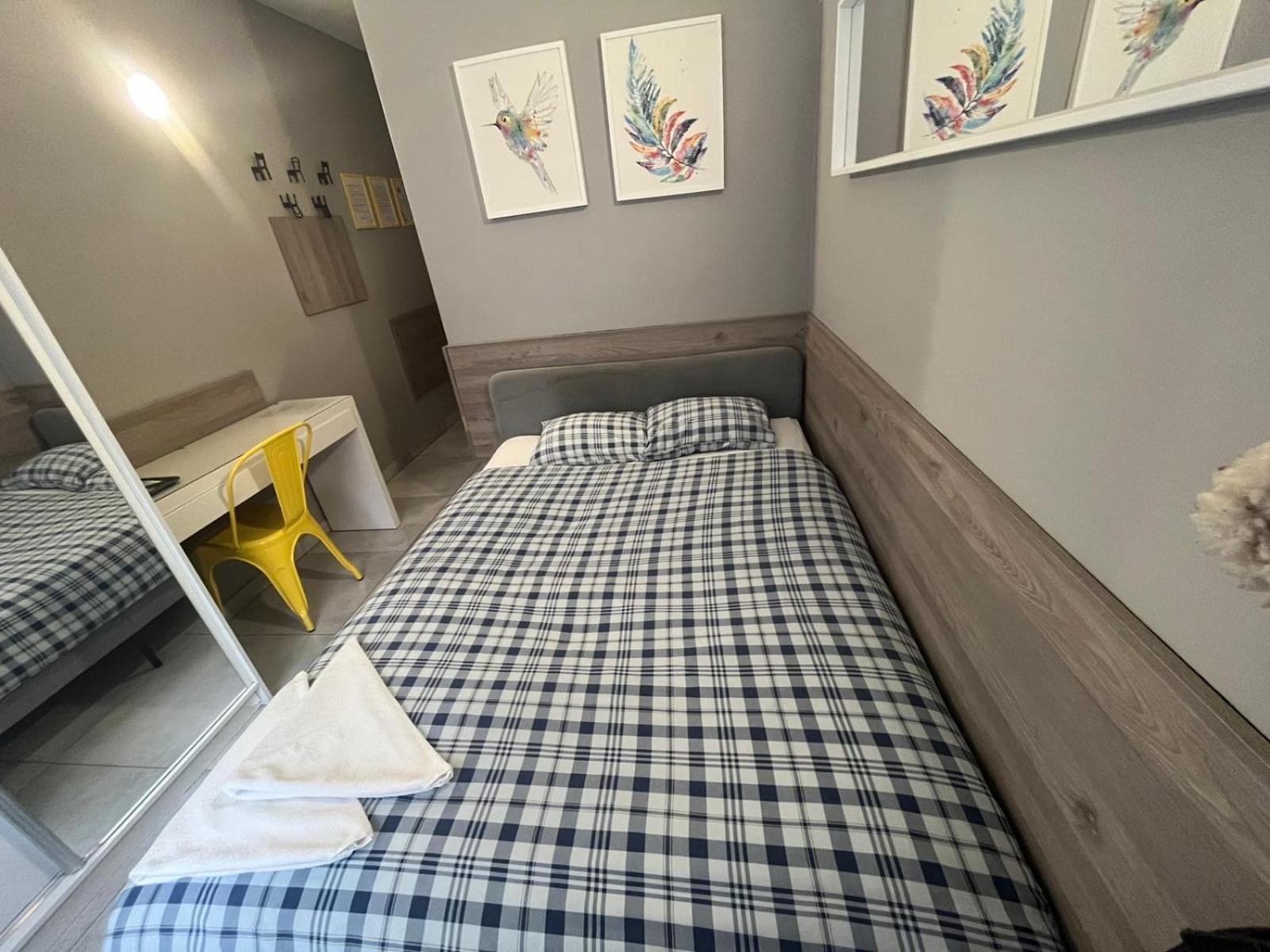 Hostel Grey Z Lazienka , Darmowy Parking, Zameldowanie Bezobslugowe *