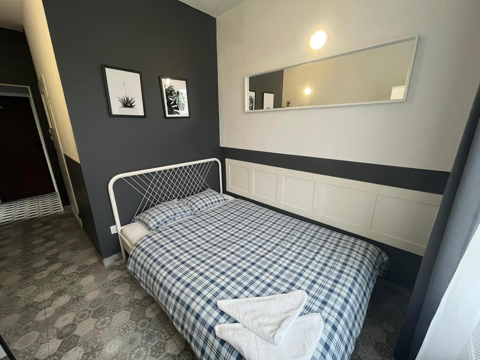Grey Z Lazienka , Darmowy Parking, Zameldowanie Bezobslugowe Hostel Poznaň